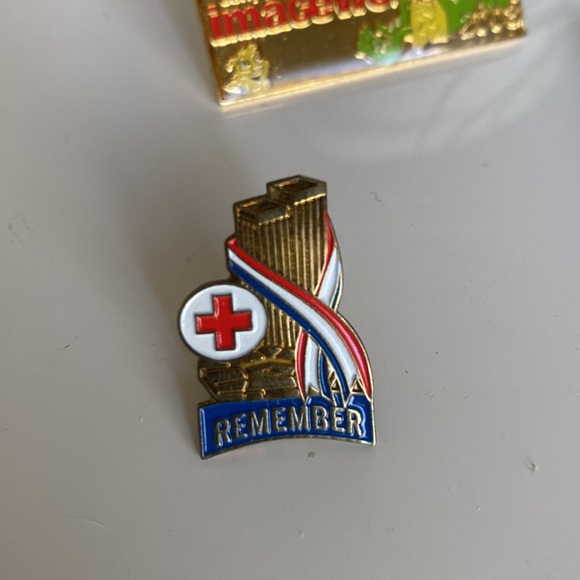 Spider Man Sony Open Season and more pin bundle - Picture 4 of 7